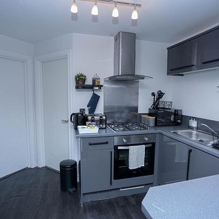 Nest Easy - Derngate Basement Apartment นอร์ทแธมป์ตัน ภายนอก รูปภาพ