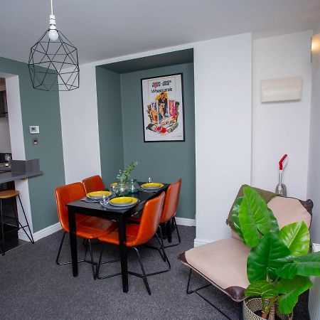 Nest Easy - Derngate Basement Apartment นอร์ทแธมป์ตัน ภายนอก รูปภาพ