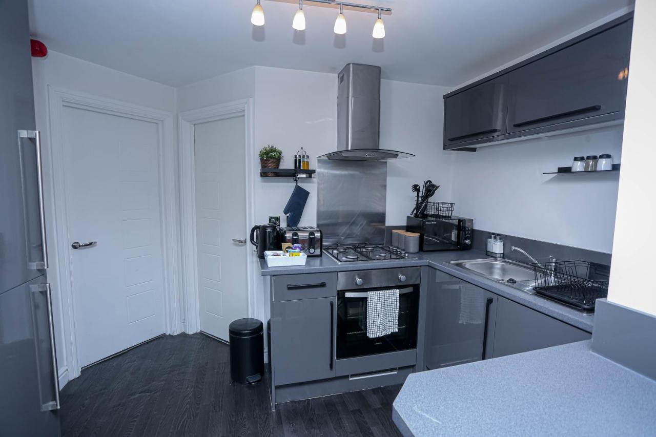 Nest Easy - Derngate Basement Apartment นอร์ทแธมป์ตัน ภายนอก รูปภาพ