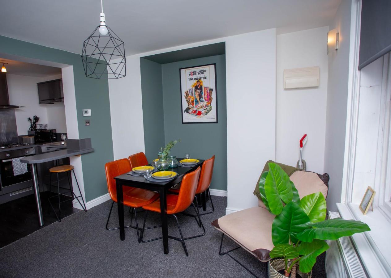 Nest Easy - Derngate Basement Apartment นอร์ทแธมป์ตัน ภายนอก รูปภาพ