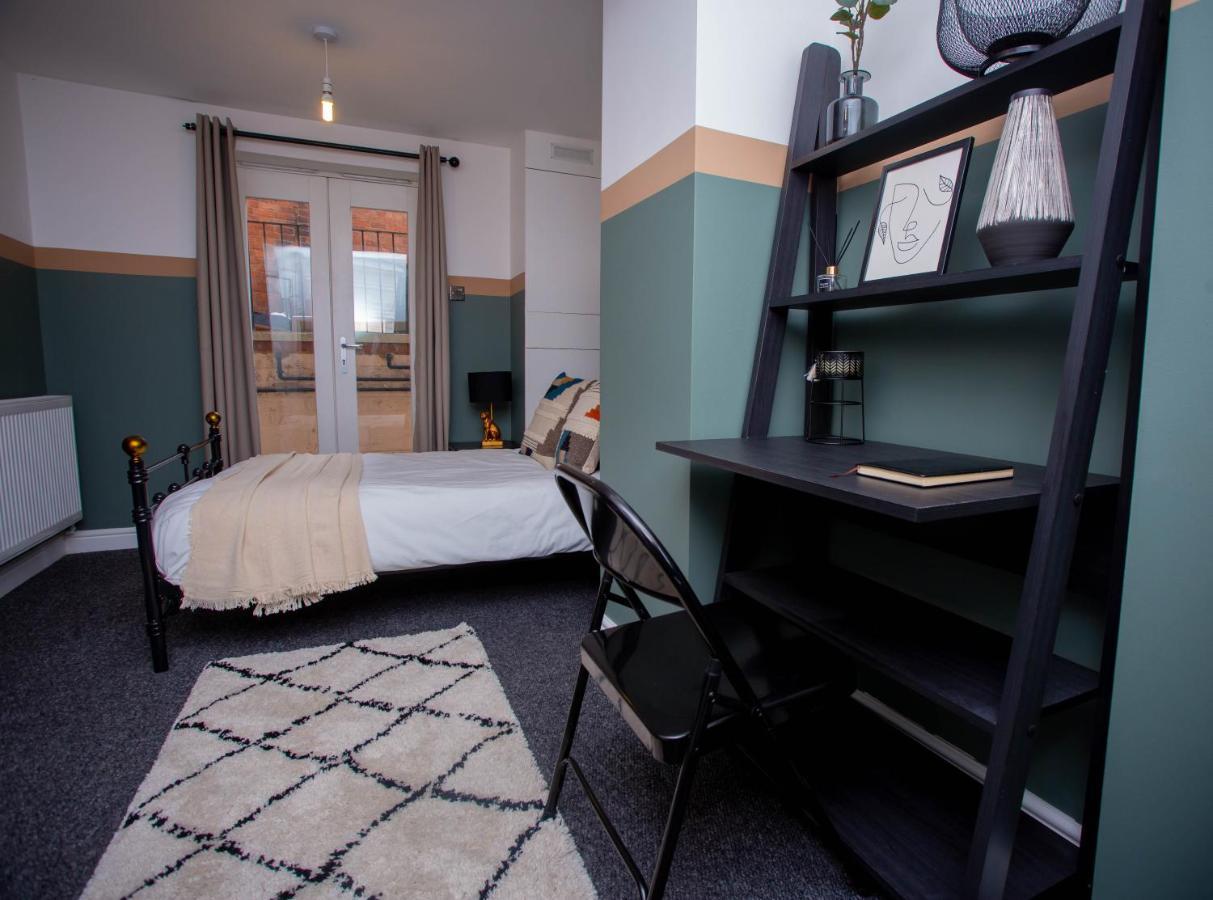 Nest Easy - Derngate Basement Apartment นอร์ทแธมป์ตัน ภายนอก รูปภาพ