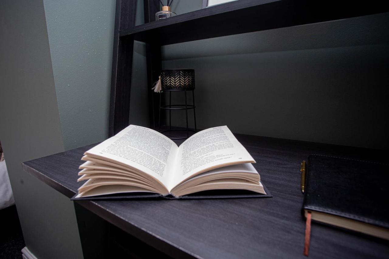 Nest Easy - Derngate Basement Apartment นอร์ทแธมป์ตัน ภายนอก รูปภาพ